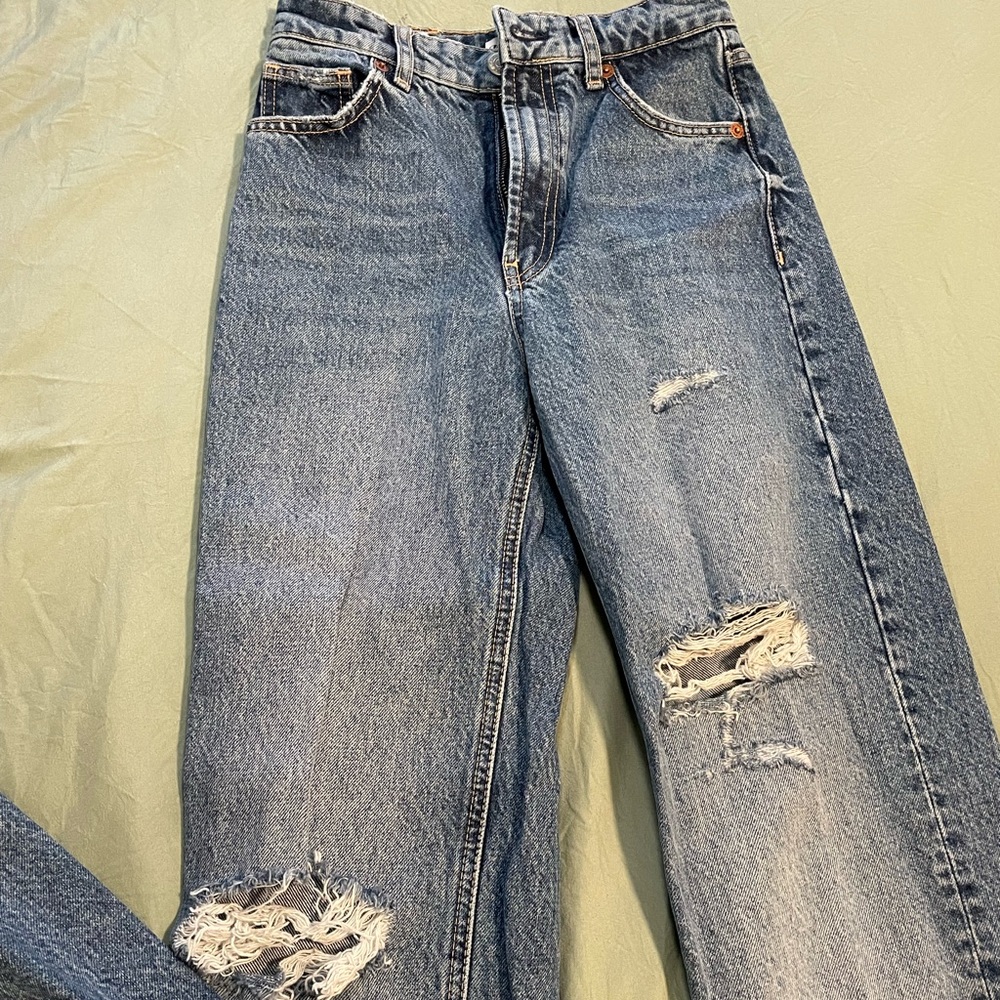 Zara High Rise Straight Leg Jeans ✨NWOT✨- Medium Wash- 2 - Picture 2 of 4